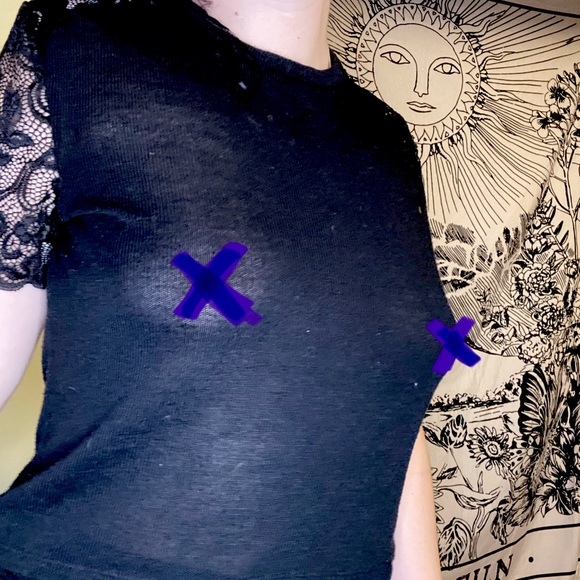 cropped sheer lacey top - Picture 2 of 2